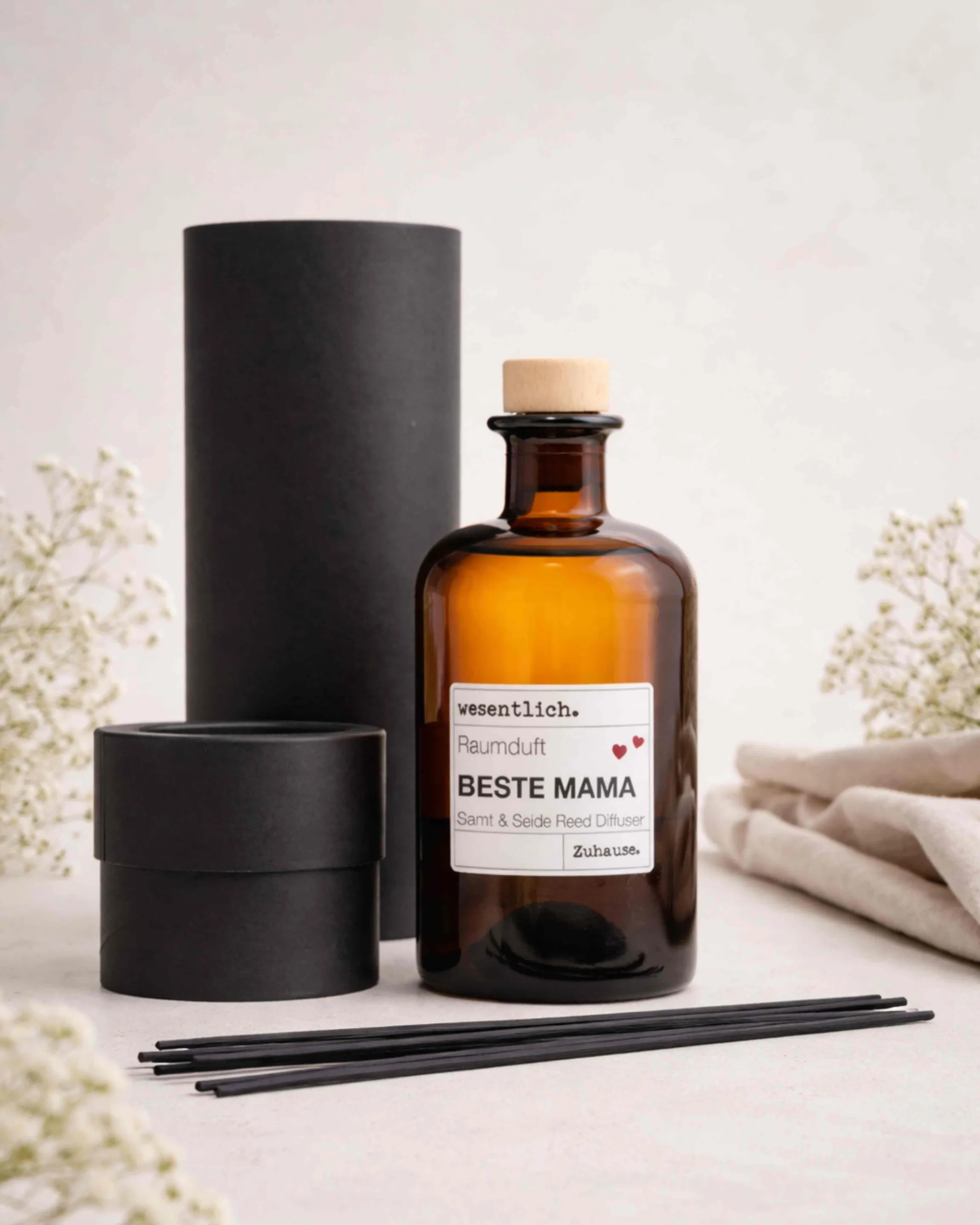 Reed Diffuser MAMA  - Raumduft  Samt und Seide (400ml) inkl. 7 Kapillarstäbchen in der Muttertagsedition